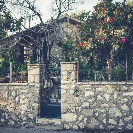 Traditional Guesthouses Xenofon Drymon Bagian luar foto