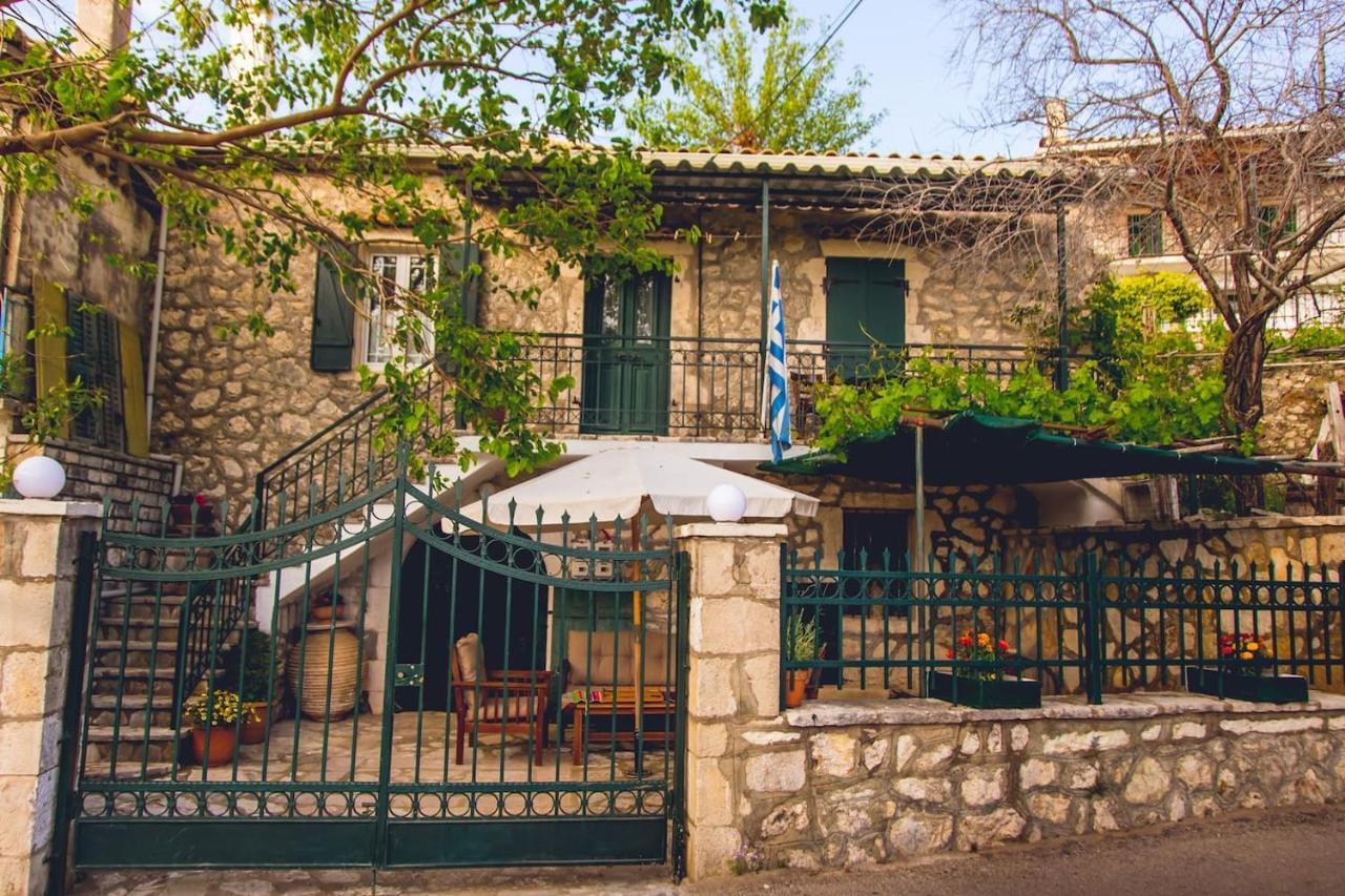 Traditional Guesthouses Xenofon Drymon Bagian luar foto