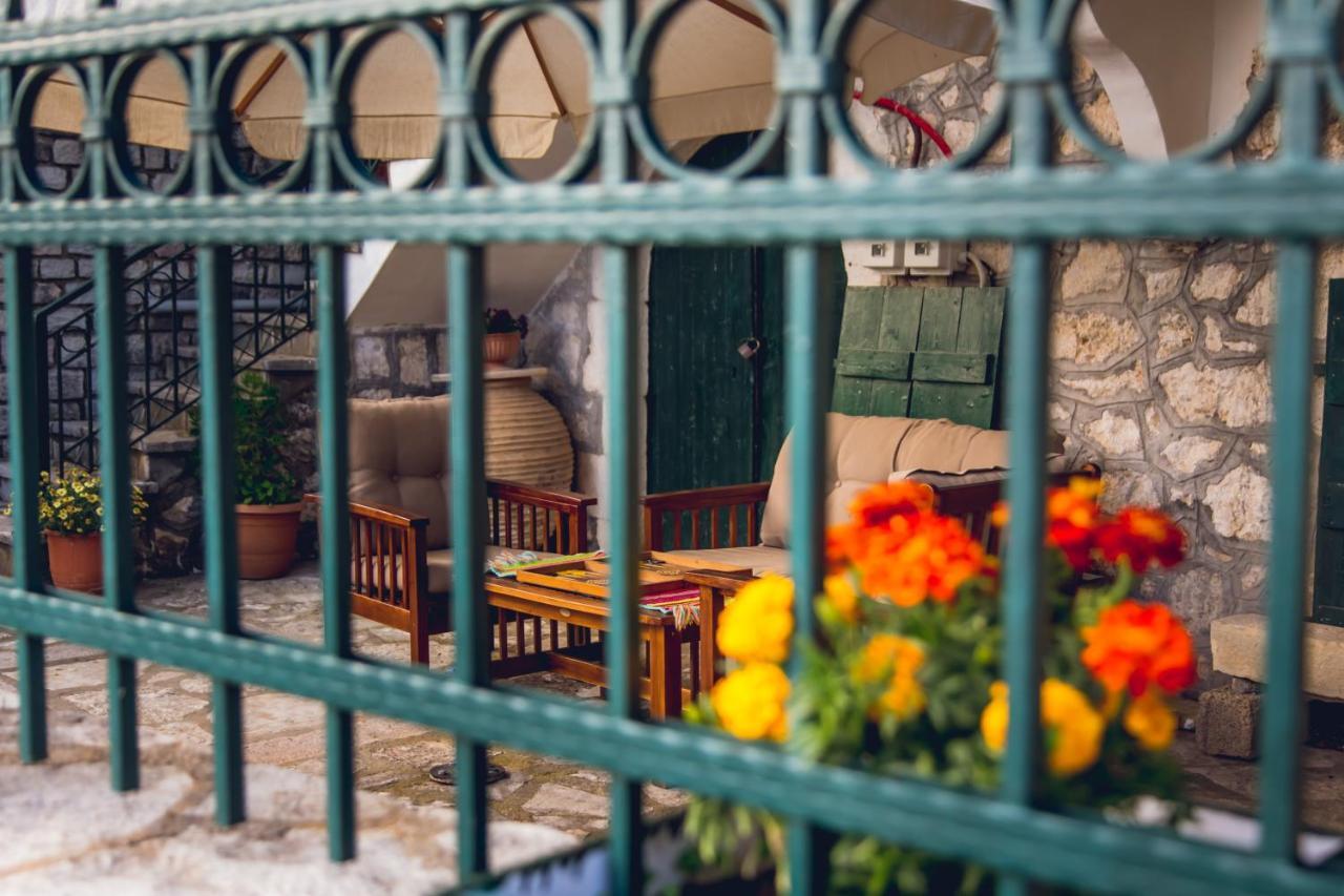 Traditional Guesthouses Xenofon Drymon Bagian luar foto